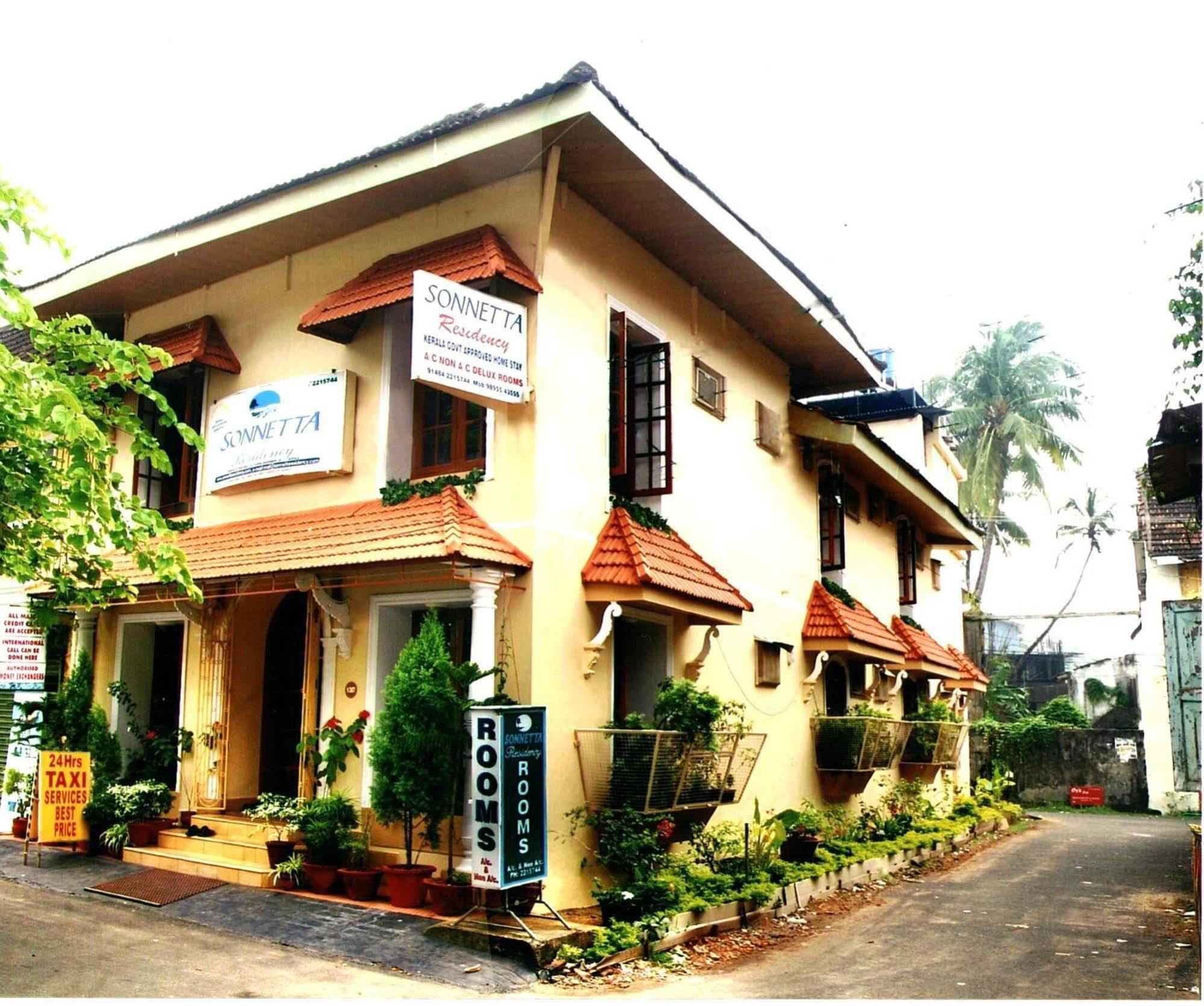 Sonnetta Residency Bed & Breakfast Kochi Bagian luar foto