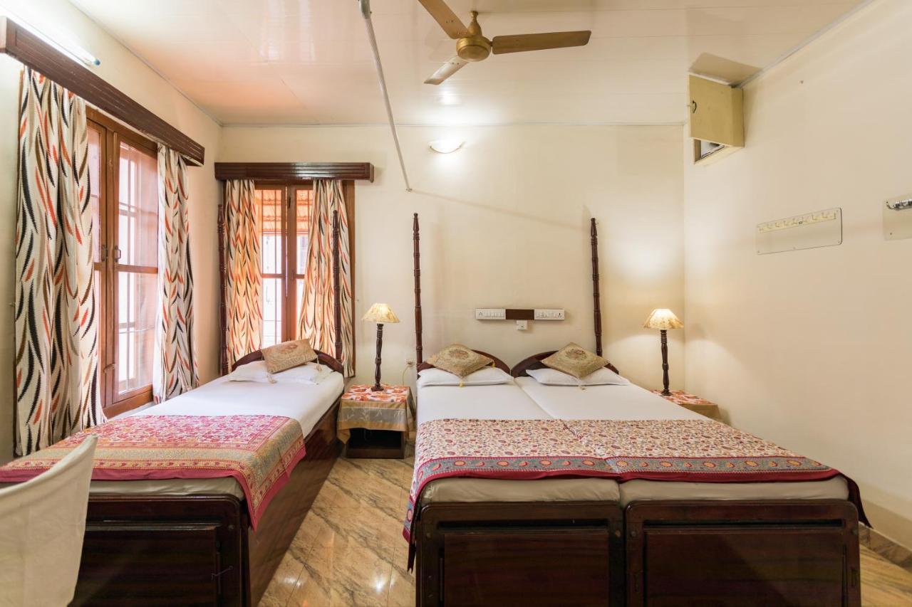 Sonnetta Residency Bed & Breakfast Kochi Bagian luar foto